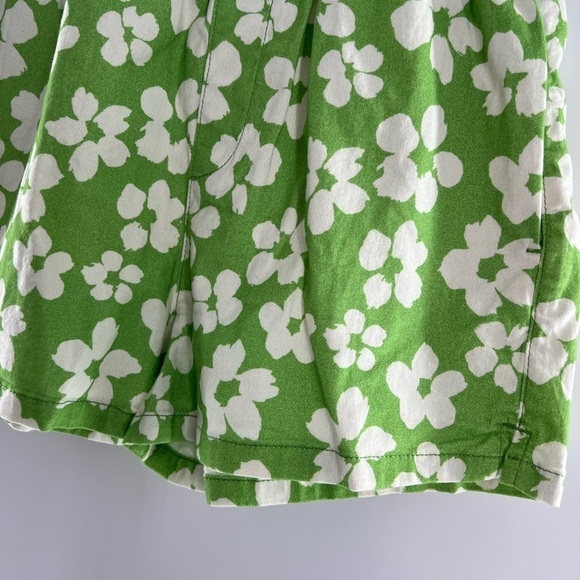 TOPSHOP CO ORD PULL ON HIBISCUS FLORAL PRINT SHORTS SIZE 4 IN GREEN - Picture 8 of 10
